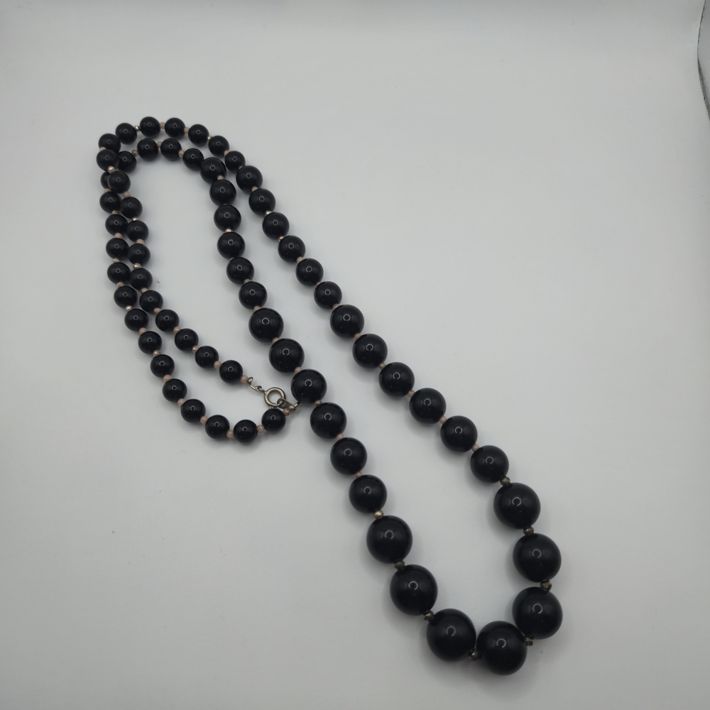 Elegant Black Beaded Necklace
